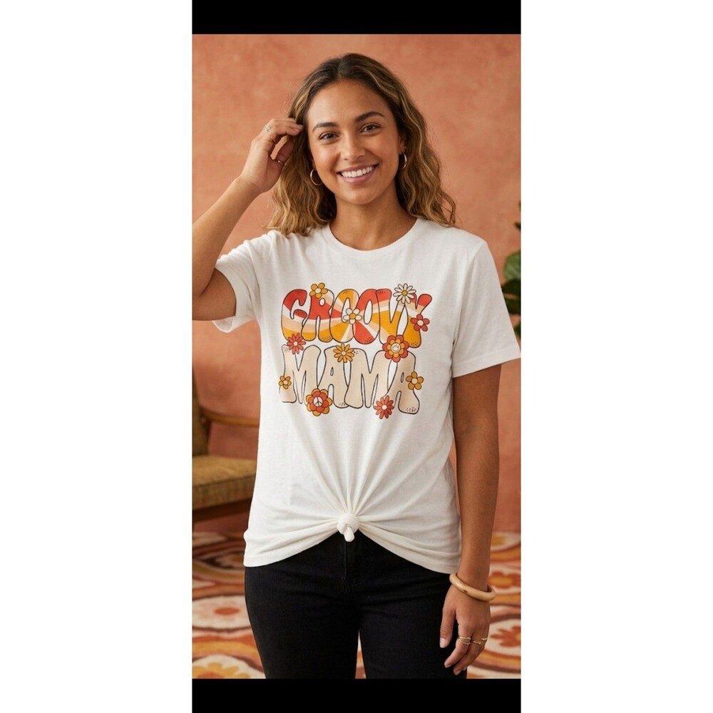 Groovy Mama Print Gildan Cotton Retro Tee Shirt 70's Vibe Women Size Large